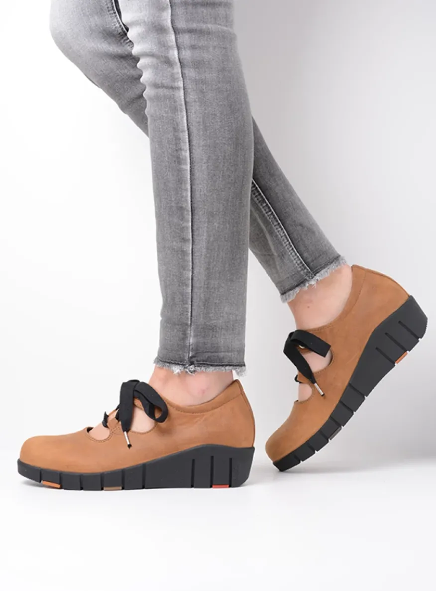 Boston - camel nubuck