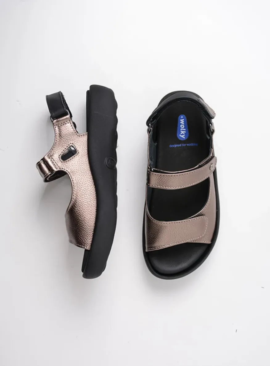 Celine XW - brons leer