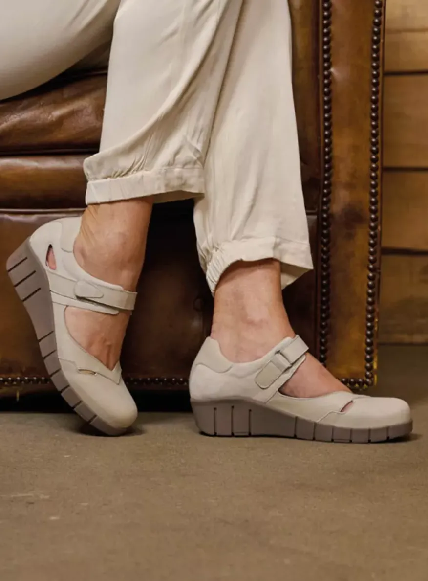 Charlotte - gebroken wit nubuck