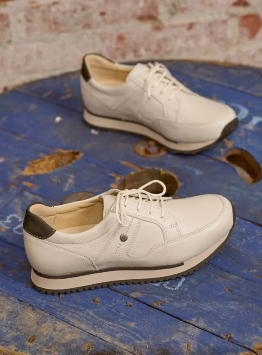 e-Walk - wit combi leer